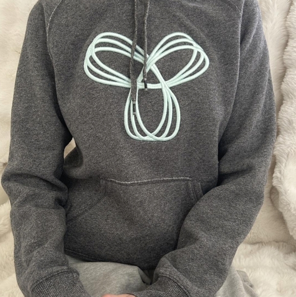 # 390 Womens TNA Hoodie - Picture 2 of 10